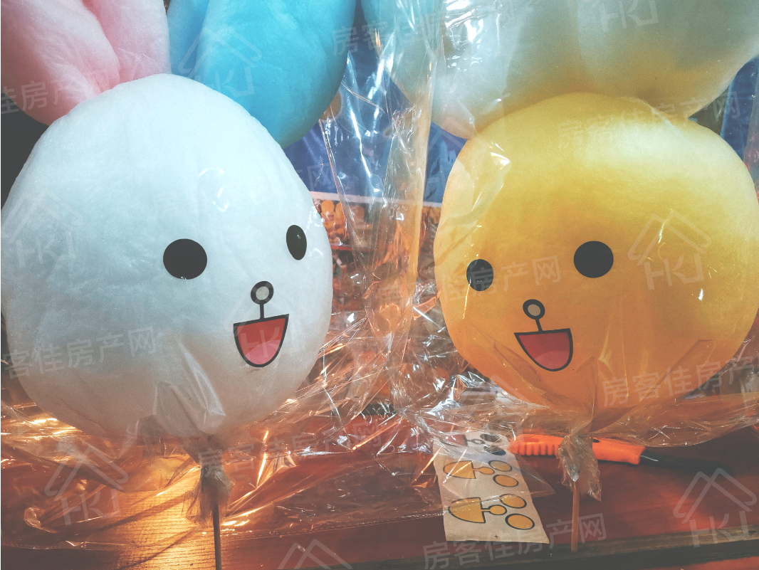 恒大云湖上苑营销热线：0724-6800600