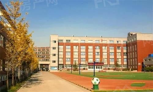 凯旋湾看房电话:0724-6800600 凯旋湾看房电话:0724-6800600