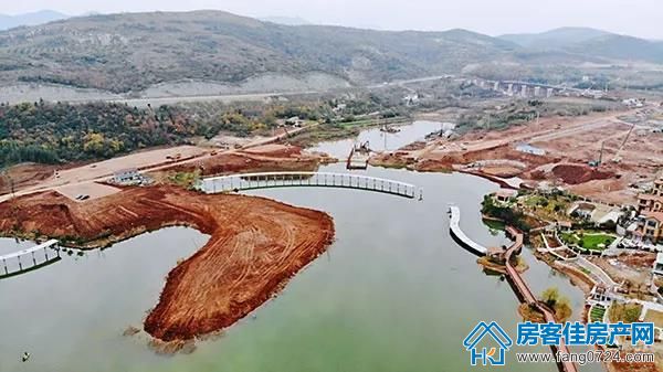 龙凤山公园项目建设现场 龙凤山公园项目建设现场