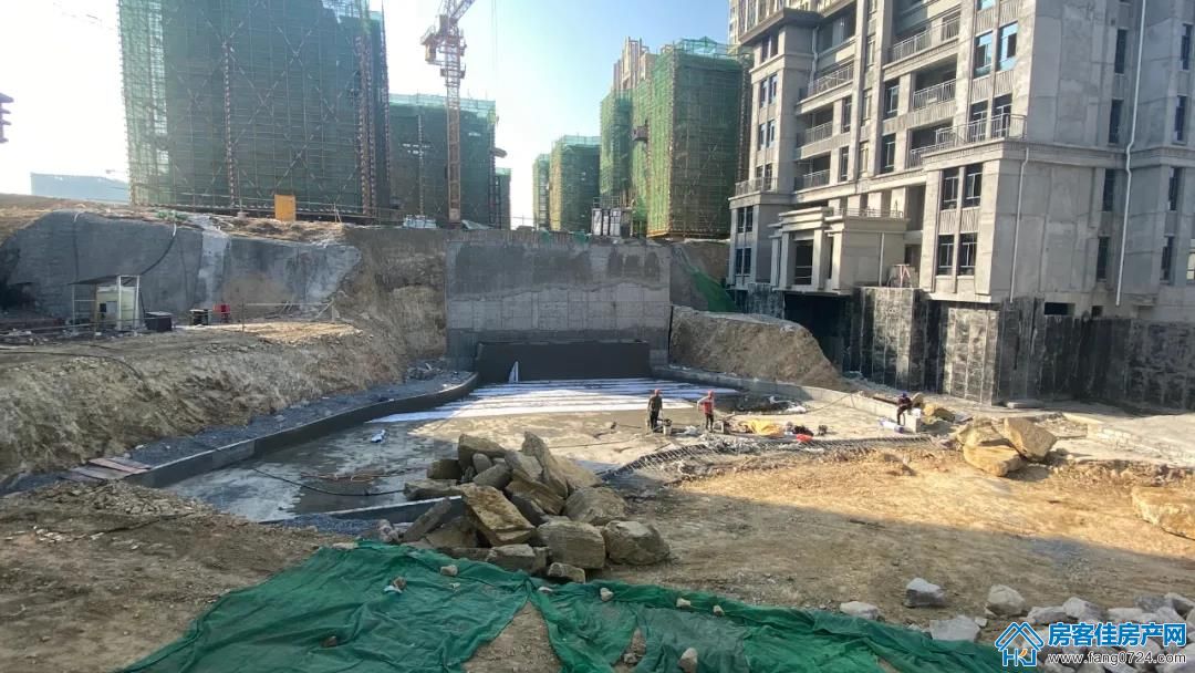 金樾府叠水瀑布修建中 金樾府叠水瀑布修建中