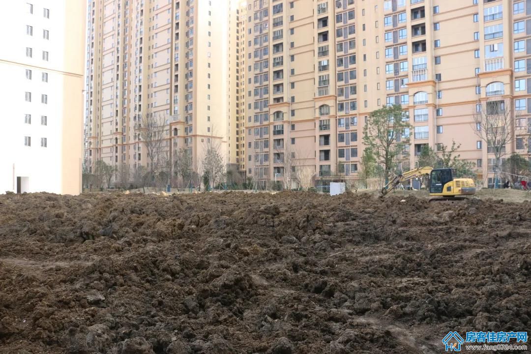 中央华府施工现场图 中央华府施工现场图