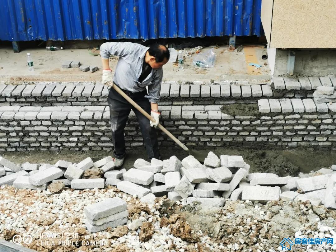中航奥莱生活广场 中航奥莱生活广场