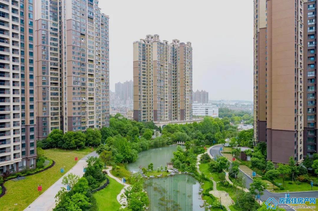 凯旋湾 凯旋湾