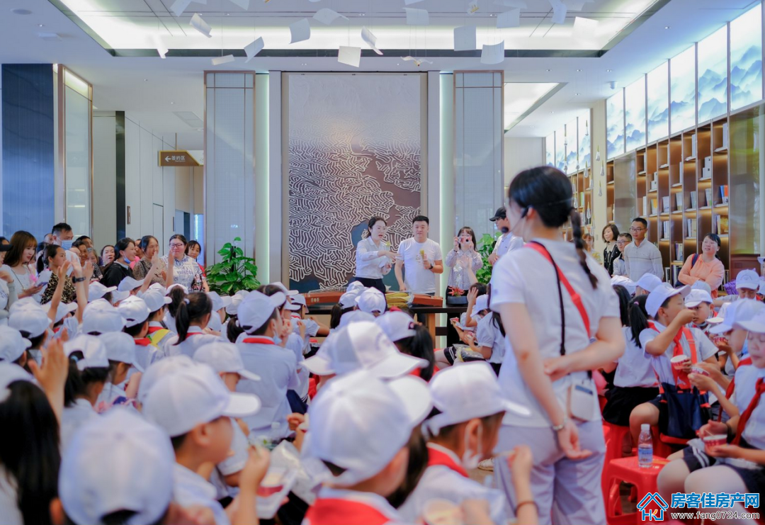 新鸥鹏教育城 新鸥鹏教育城