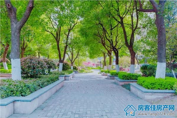 凯旋湾 凯旋湾