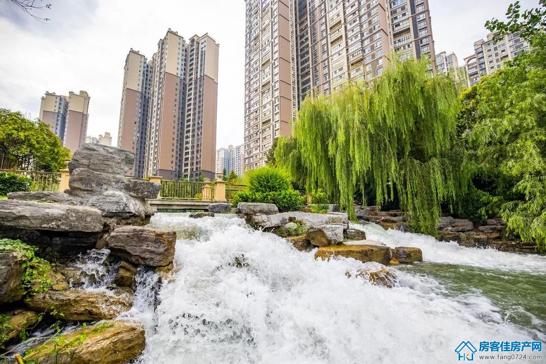 凯旋湾 凯旋湾