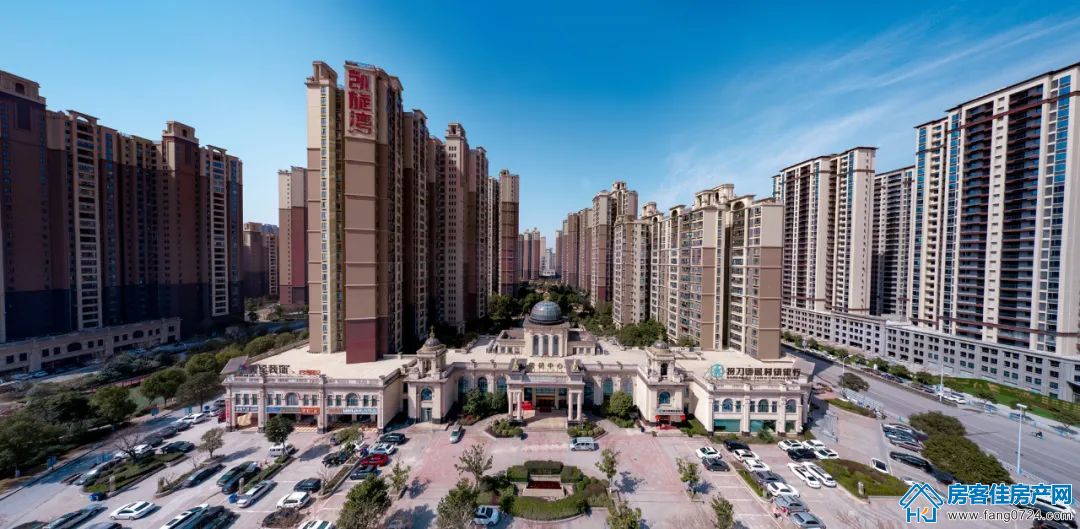 凯旋湾 凯旋湾