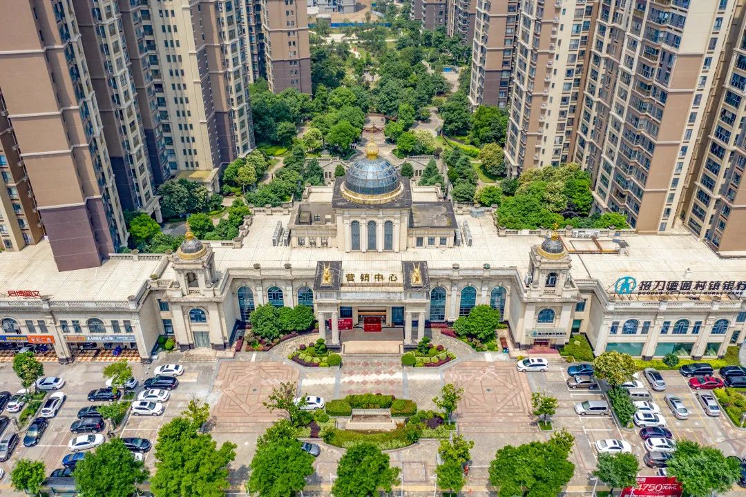 凯旋湾 凯旋湾